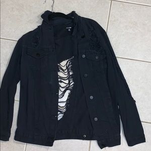 BLACK TORN JEAN JACKET